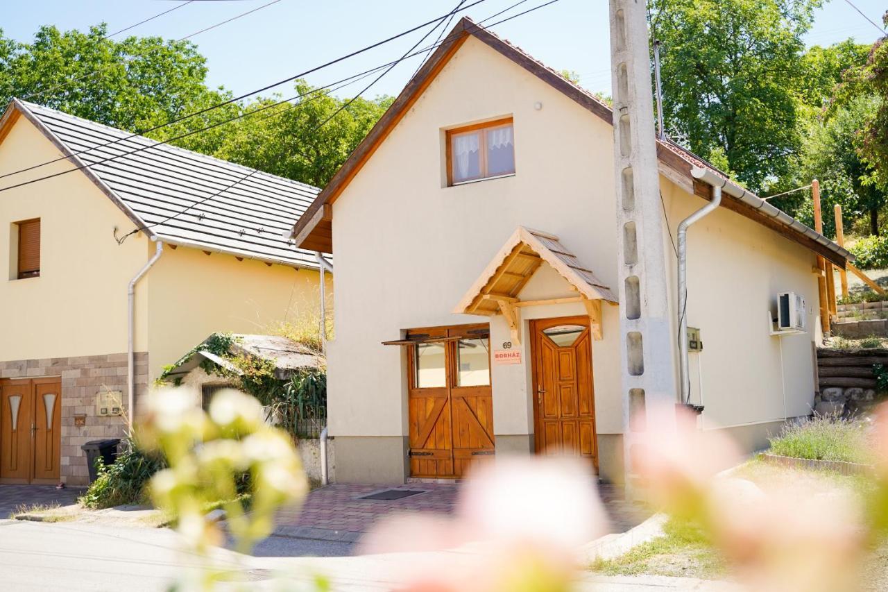 Borhaz Apartman Eger Exterior photo